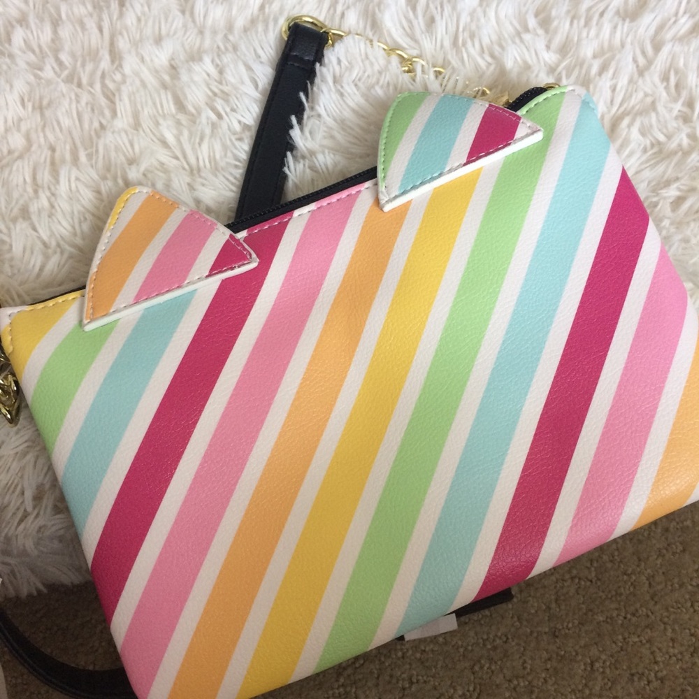 Betsey Johnson rainbow crossbody bag - Picture 4 of 6